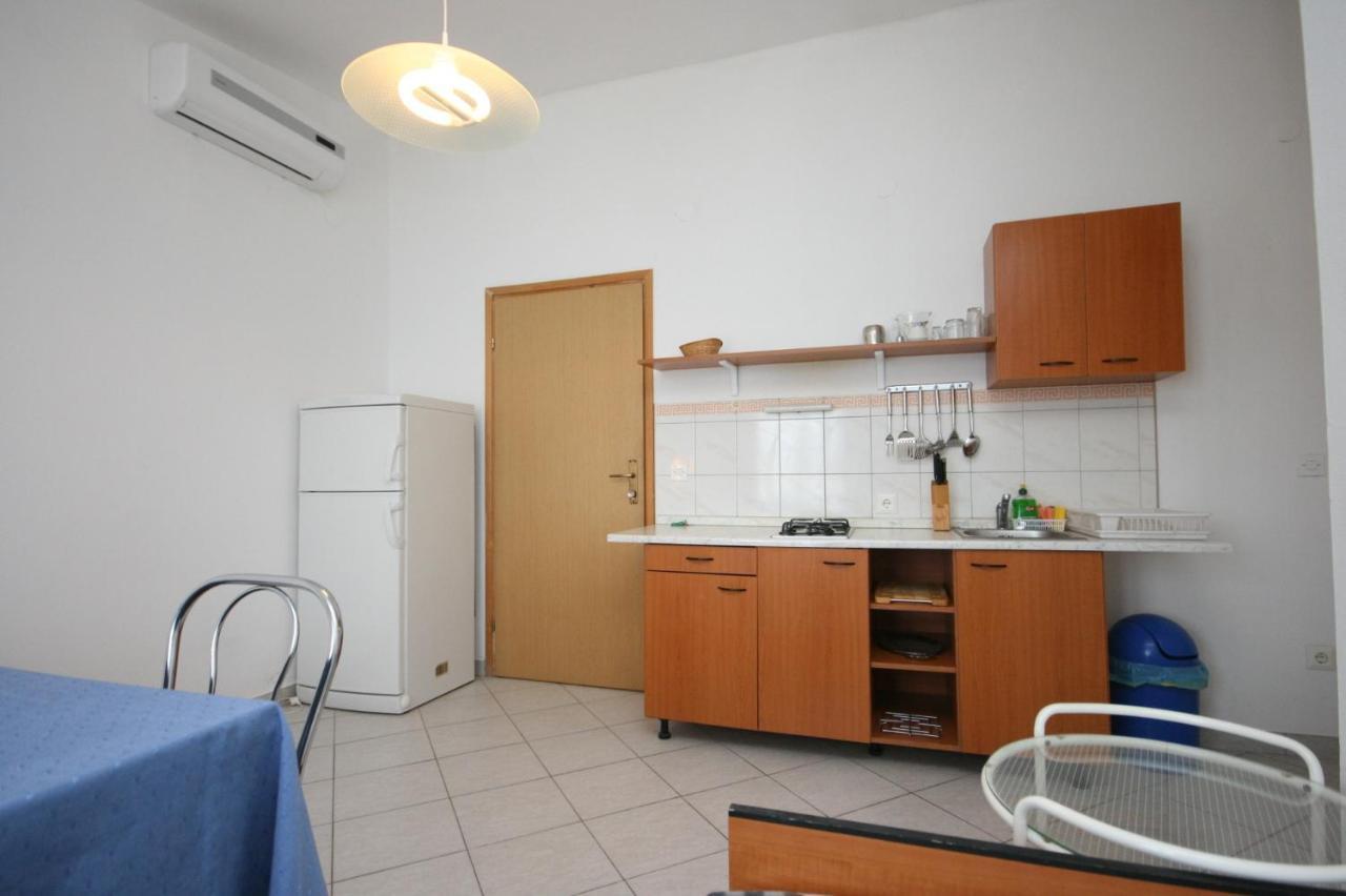 Apartments With A Parking Space Bosana, Pag - 6460 Exteriör bild