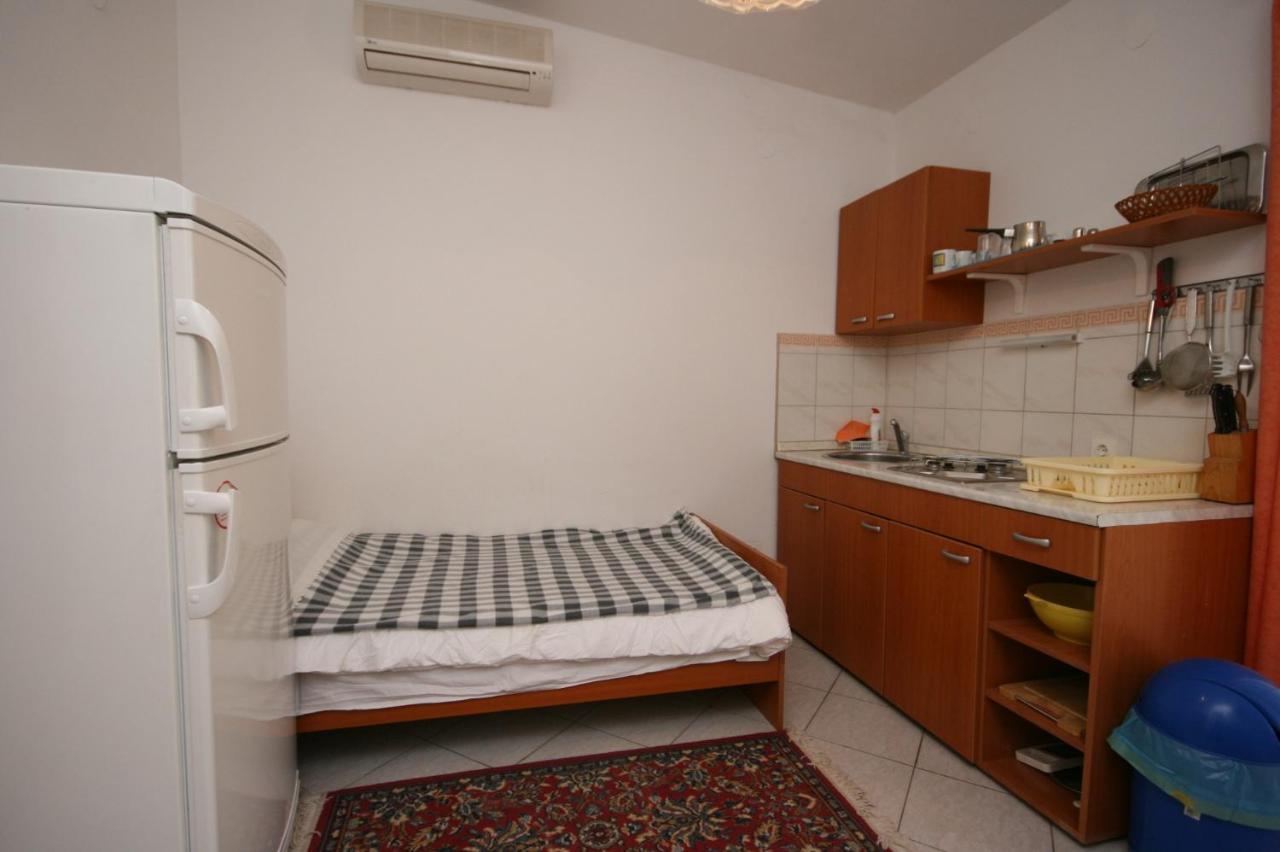 Apartments With A Parking Space Bosana, Pag - 6460 Exteriör bild